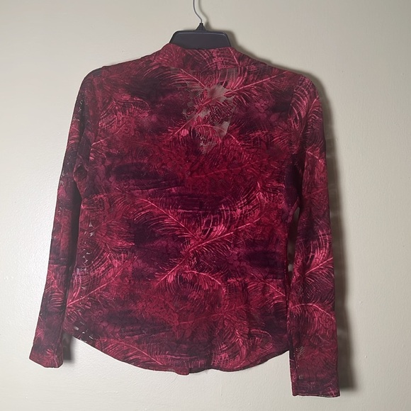 Karen Kane Women's long sleeve, lace,Red Button-Up Top - Picture 5 of 6